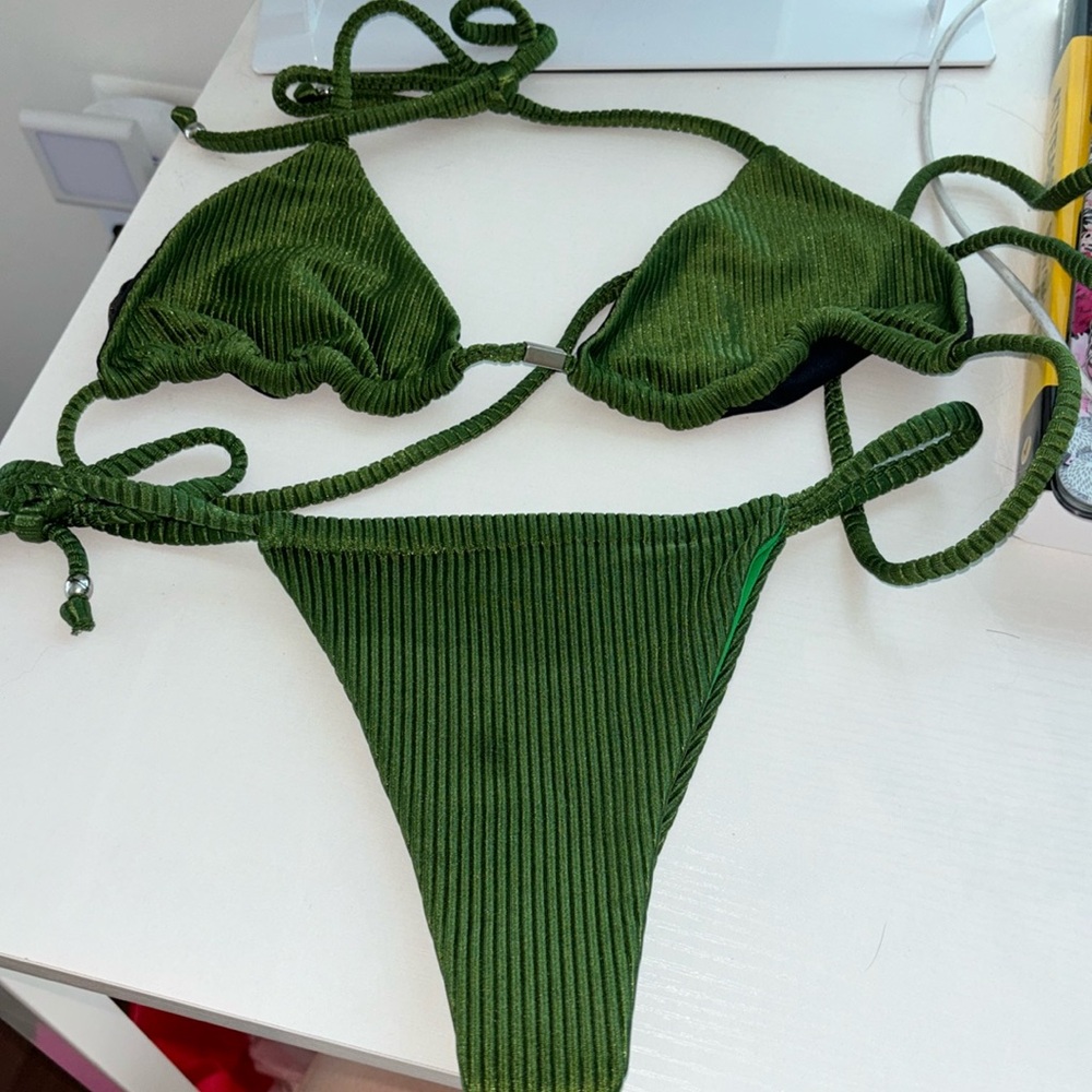 Anybody beachwear Brazilian bikini set ties on the side